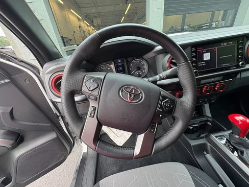 Used 2023 Toyota Tacoma TRD Sport AWD/4WD image 15