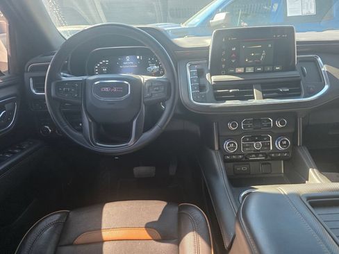 Used 2023 GMC Yukon XL AT4 w/ AT4 Premium Plus Package AWD/4WD image 9