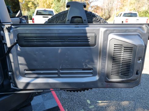 Used 2022 Ford Bronco Wildtrak image 57