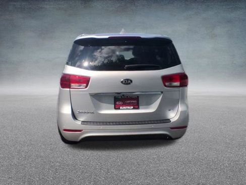Used 2018 Kia Sedona EX image 19