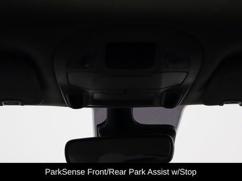 Used 2023 Chrysler Pacifica Limited w/ Uconnect Theater Family Group AWD/4WD image 30