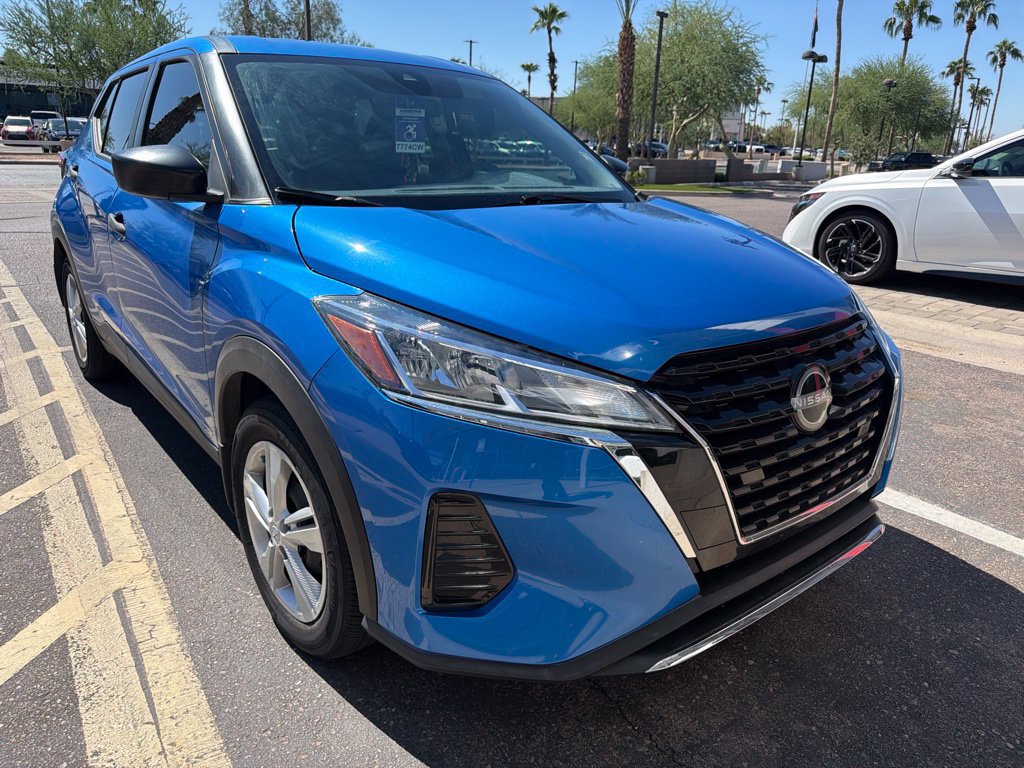 Used 2024 Nissan Kicks S FWD image 3
