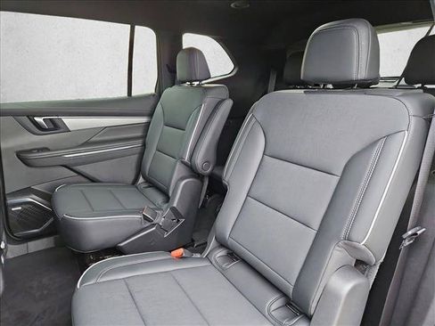 Used 2026 Buick Enclave Preferred FWD image 19