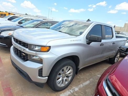 Used 2021 Chevrolet Silverado 1500 Custom RWD image 2