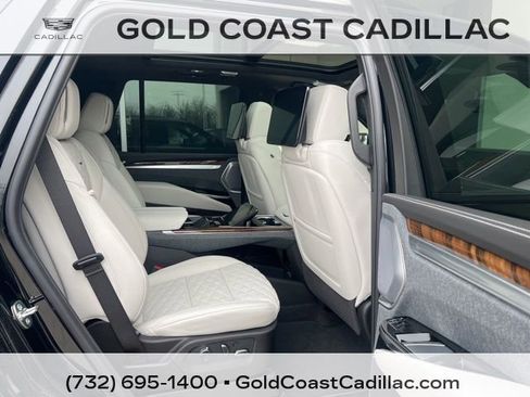 Certified 2026 Cadillac Escalade Platinum Sport image 8