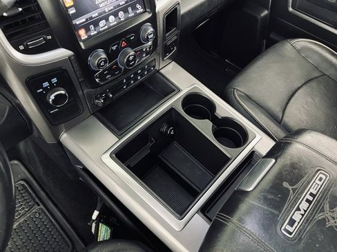 Used 2014 RAM 3500 Laramie Longhorn image 29