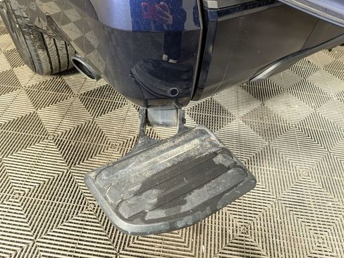 Used 2024 Toyota Tundra Platinum image 11