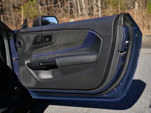 Used 2025 Ford Mustang Dark Horse image 43