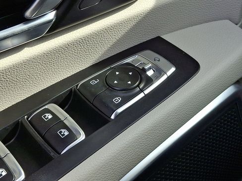 Used 2024 Kia Telluride SX w/ Towing Package image 31