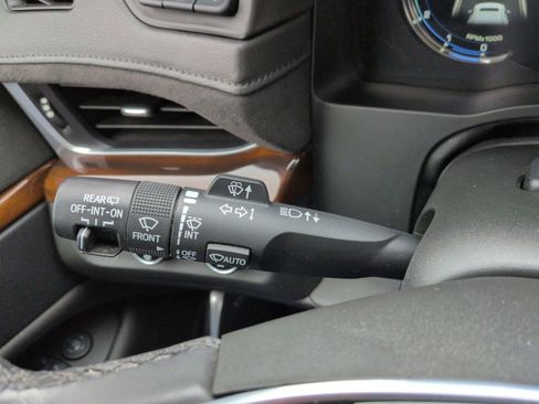 Used 2020 Cadillac Escalade Luxury image 33