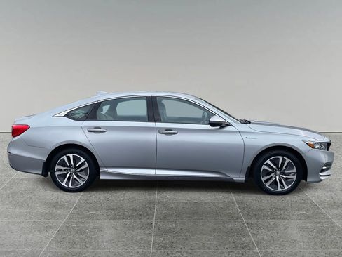 Used 2020 Honda Accord Hybrid image 6