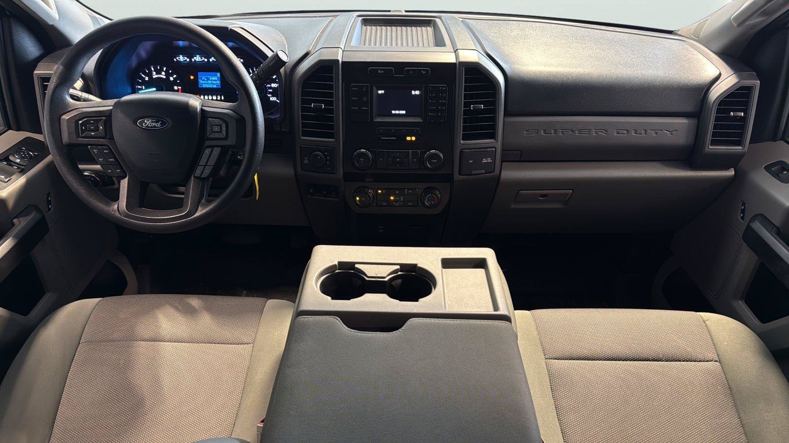 Used 2019 Ford F250 XL w/ STX Appearance Package AWD/4WD image 11