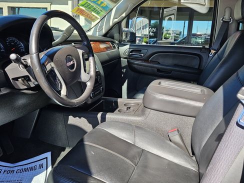Used 2009 GMC Sierra 2500 SLT w/ SLT Convenience Package AWD/4WD image 8