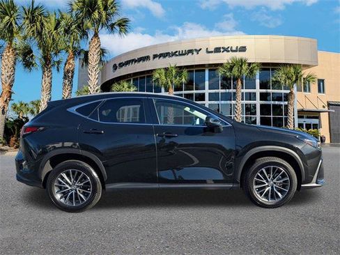 Certified 2025 Lexus NX 250 FWD w/ Accessory Package (Z1) image 3