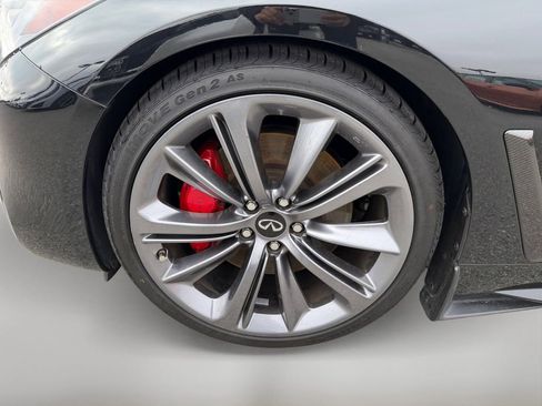 Used 2022 INFINITI Q60 Red Sport 400 w/ Carbon Fiber Package image 38