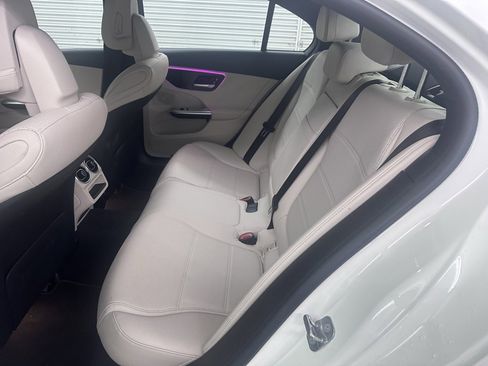 Used 2024 Mercedes-Benz C 300 Sedan image 3