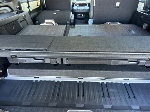 Used 2025 Toyota Sequoia Capstone image 16