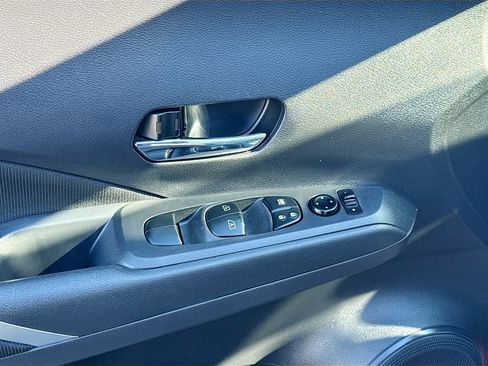 Used 2021 Nissan Kicks SV w/ Interior Electronics Package image 18