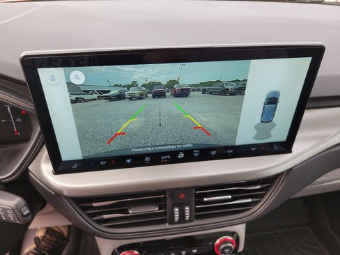 Used 2026 Ford Escape Active w/ Tech Pack #1 FWD image 16