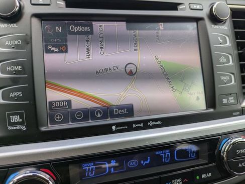 Used 2019 Toyota Highlander Limited image 18