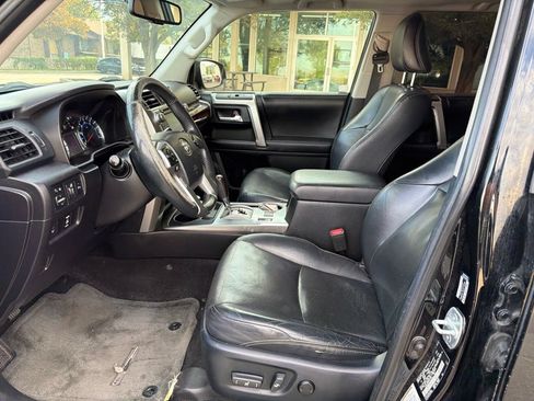Used 2015 Toyota 4Runner Limited AWD/4WD image 13