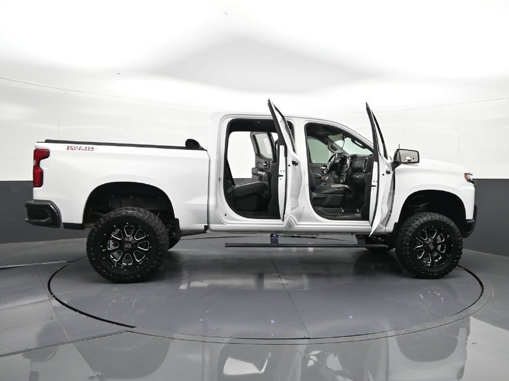 Used 2019 Chevrolet Silverado 1500 LT Trail Boss AWD/4WD image 39