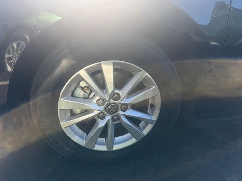 Certified 2025 Toyota Camry LE image 4