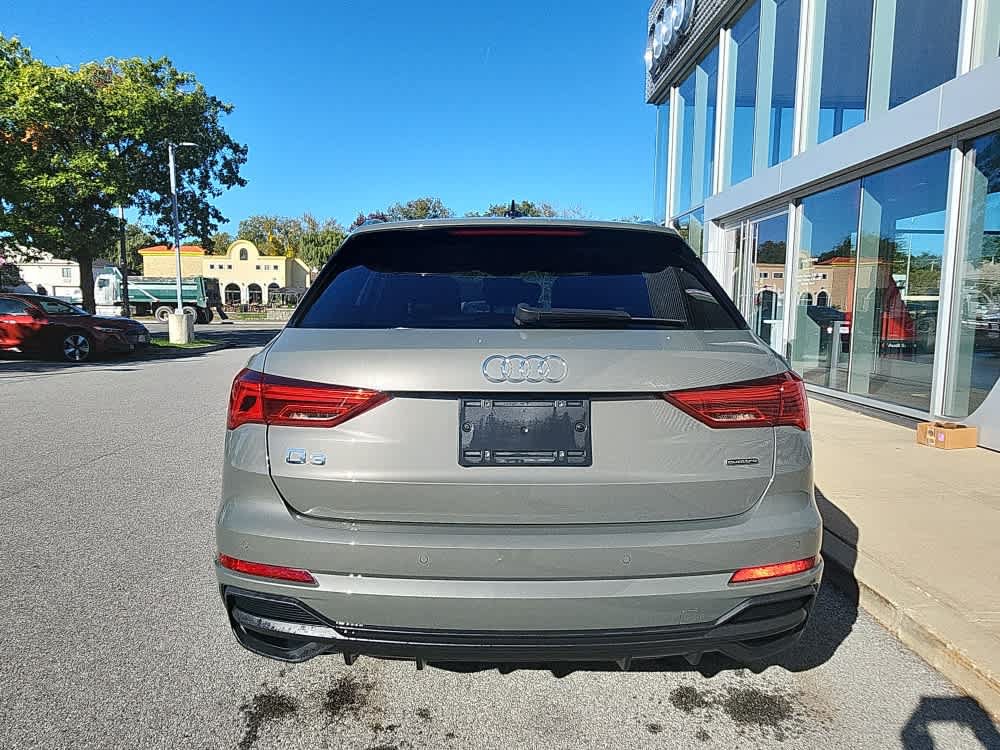 Used 2024 Audi Q3 2.0T Premium AWD/4WD image 7