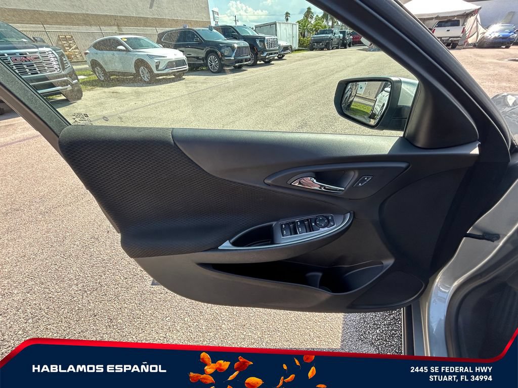 Used 2025 Chevrolet Malibu LT FWD image 24
