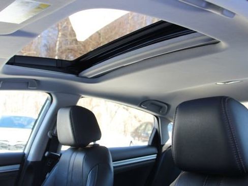 Used 2016 Honda Civic EX-L image 17