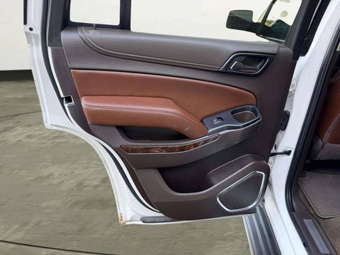 Used 2017 Chevrolet Tahoe Premier AWD/4WD image 29