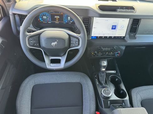 New 2025 Ford Bronco 4-Door AWD/4WD image 11