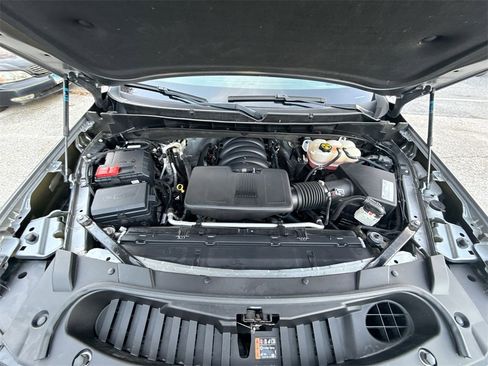 Used 2021 Cadillac Escalade ESV Sport w/ Driver Assist Tech Package image 18