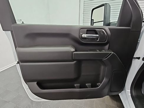 New 2025 GMC Sierra 3500 Pro image 25