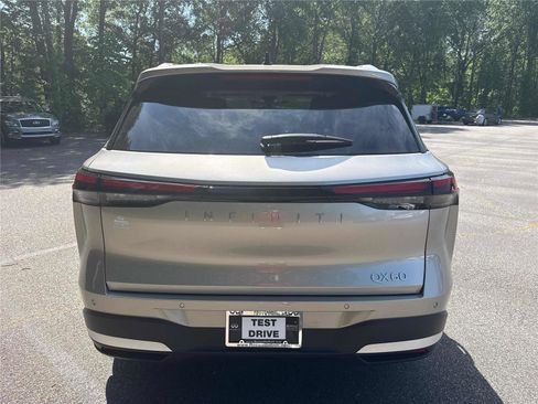New 2027 INFINITI QX60 Luxe FWD image 7