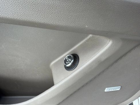 Used 2020 Chevrolet Traverse Premier w/ LPO, Floor Liner Package AWD/4WD image 36