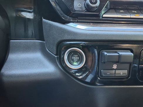 Used 2024 Chevrolet Silverado 1500 LT Trail Boss w/ LT Trail Boss Premium Package image 27