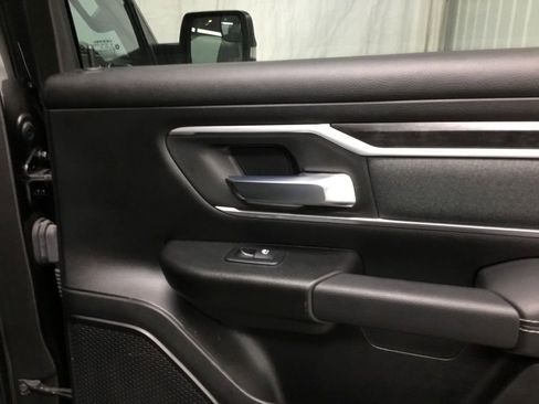 Used 2022 RAM 1500 Big Horn AWD/4WD image 18