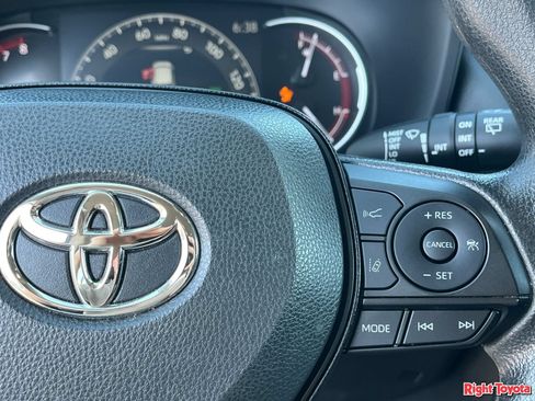 Certified 2025 Toyota RAV4 XLE AWD/4WD image 24