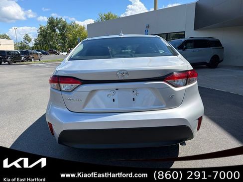 Used 2025 Toyota Corolla LE FWD image 9