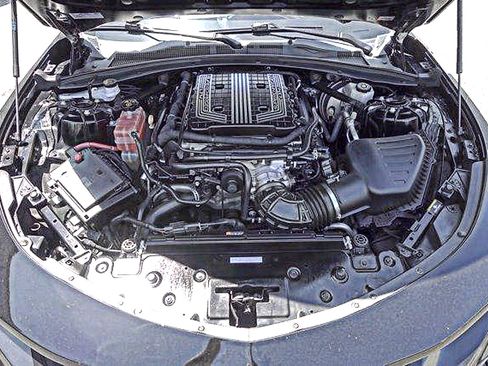 Used 2017 Chevrolet Camaro ZL1 RWD image 16
