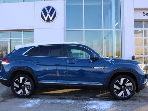 New 2026 Volkswagen Atlas Cross Sport SEL AWD/4WD image 3