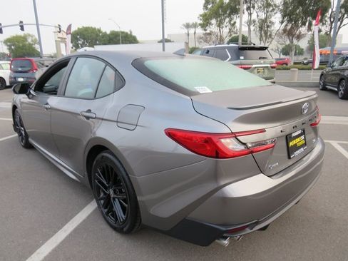 Certified 2026 Toyota Camry SE image 8