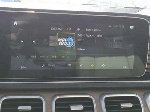 Used 2021 Mercedes-Benz GLE 350 4MATIC image 25