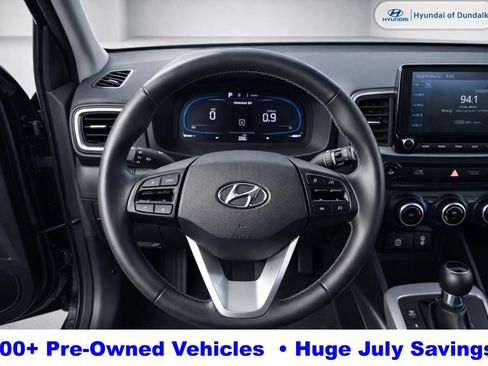 Used 2025 Hyundai Venue SEL FWD image 10