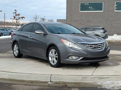 Used 2011 Hyundai Sonata Limited image 10