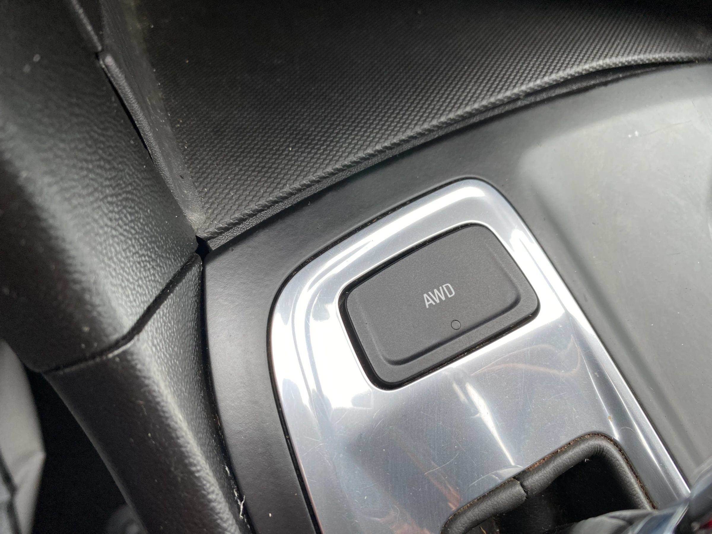 Used 2018 Chevrolet Equinox LT AWD/4WD image 23