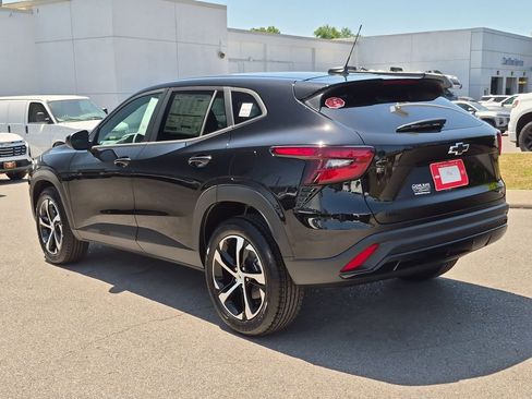 New 2026 Chevrolet Trax RS w/ Driver Confidence Package FWD image 6
