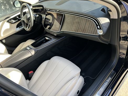 Certified 2025 Mercedes-Benz E 350 4MATIC Sedan image 50