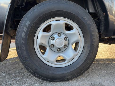 Used 2011 Toyota Tacoma 4x4 Double Cab w/ SR5 Pkg #2 image 11